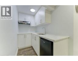 231 GROVEHILL Crescent - 29