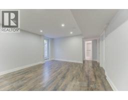 231 GROVEHILL Crescent - 37