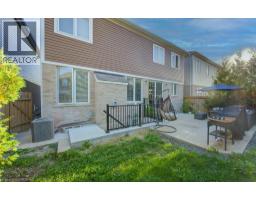 231 GROVEHILL Crescent - 42