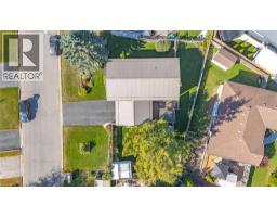 7 TURNER Drive - 39