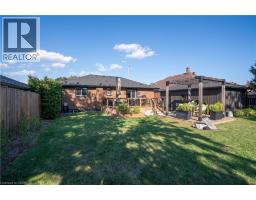 19 RUSSELL Street - 31