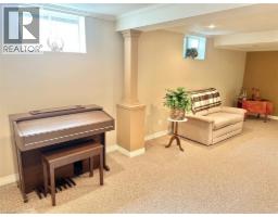 31 GEOFFERY Road - 18