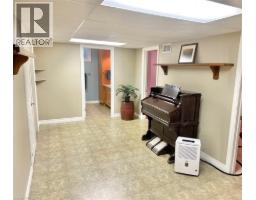 31 GEOFFERY Road - 25