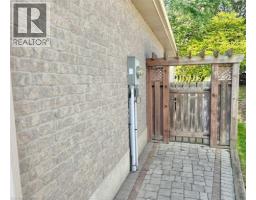 31 GEOFFERY Road - 30
