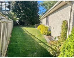 31 GEOFFERY Road - 32