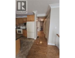 31 GEOFFERY Road - 9