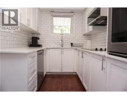 131 CARLYLE Drive - 10