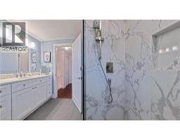 131 CARLYLE Drive - 12