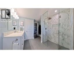 131 CARLYLE Drive - 14
