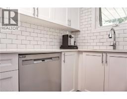 131 CARLYLE Drive - 5