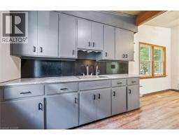 226 DICK Street - 12