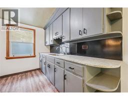 226 DICK Street - 14