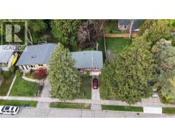 226 DICK Street - 28