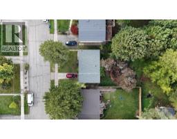 226 DICK Street - 29