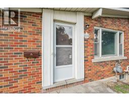 226 DICK Street - 5