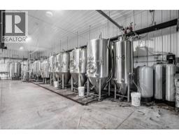 103 POWERLINE Road - 21