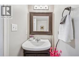 73 HACKBERRY Street - 35