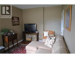 185 WINSTANLEY Street - 20
