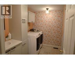 185 WINSTANLEY Street - 29