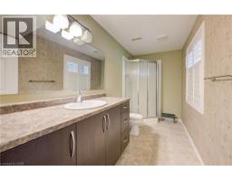 131 RAVENSWOOD Road - 30