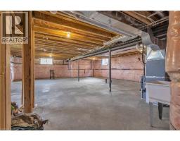 24 SUTHERLAND Crescent - 32