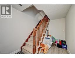 32 WEIR Street - 32