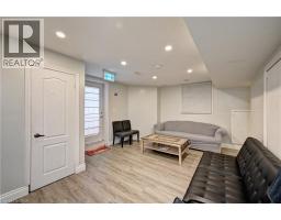 32 WEIR Street - 38