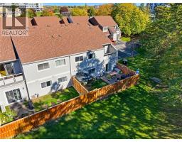 337 KINGSWOOD Drive UnitNo. 31 - 31