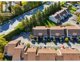 337 KINGSWOOD Drive UnitNo. 31 - 33