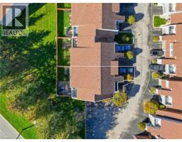 337 KINGSWOOD Drive UnitNo. 31 - 35