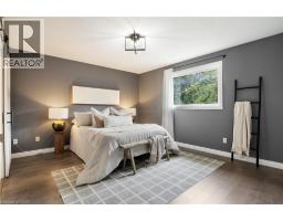 427 DANSBURY Drive - 18