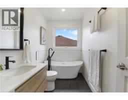 427 DANSBURY Drive - 31
