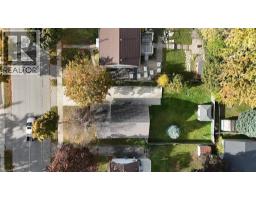 34 BELMONT Avenue E - 30