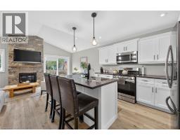 822 MAIN Street - 10
