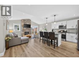 822 MAIN Street - 9