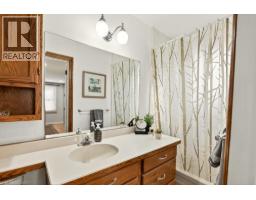 259 METCALFE Street N - 19