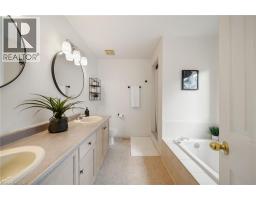 320 HAMILTON Drive UnitNo. 10 - 16