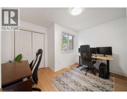 320 HAMILTON Drive UnitNo. 10 - 19