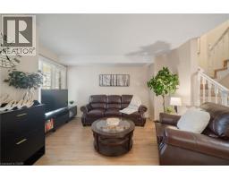 320 HAMILTON Drive UnitNo. 10 - 4