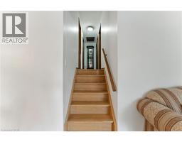 1043 CANFIELD Crescent - 19