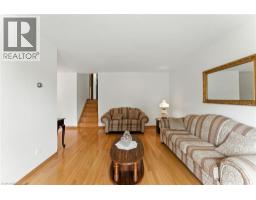 1043 CANFIELD Crescent - 7