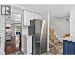 22 CAPRICE Court - 19