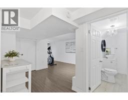 673 HILLVIEW Road - 30