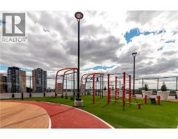 25 WELLINGTON Street S UnitNo. 3205 - 10