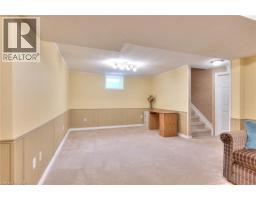 38 HEATHERWOOD Place - 35