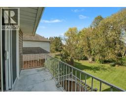 132 CARSON Drive - 32