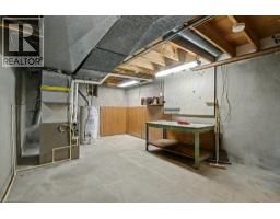 132 CARSON Drive - 34