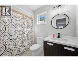 55 ENFIELD Drive - 25