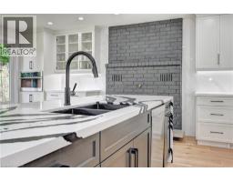 352 STEPHANIE Drive - 21