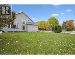 122 GRAND RIVER Boulevard - 40